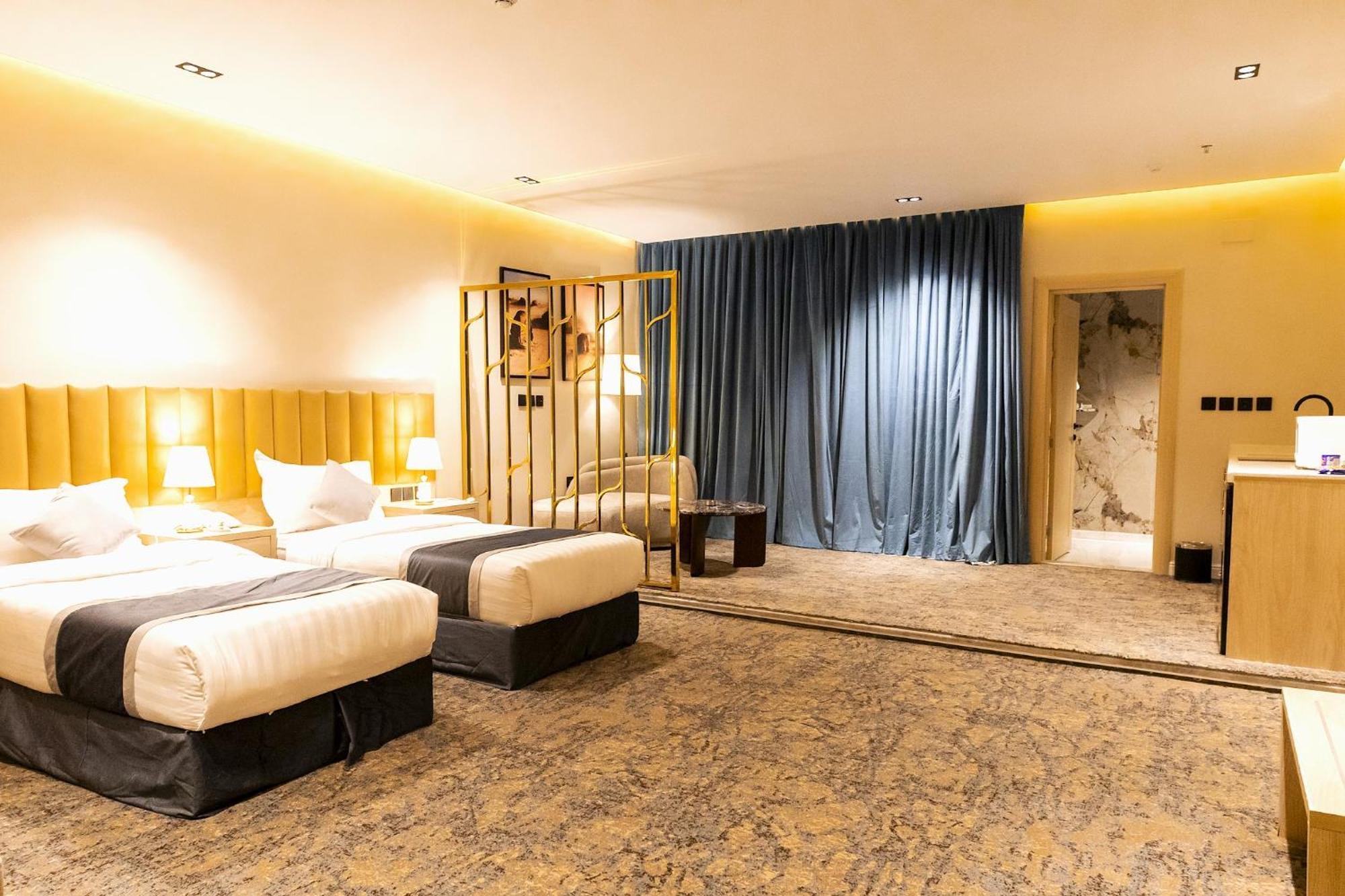 Golden Sayf Alula Hotel Ал Ула Екстериор снимка